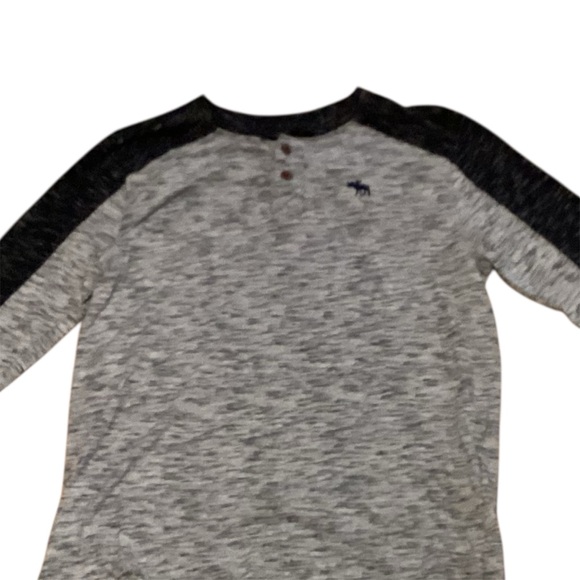 Abercrombie & Fitch Kids' Bundle Four Shirts Boys Graphic Henley 15-16 GUC - Picture 6 of 13